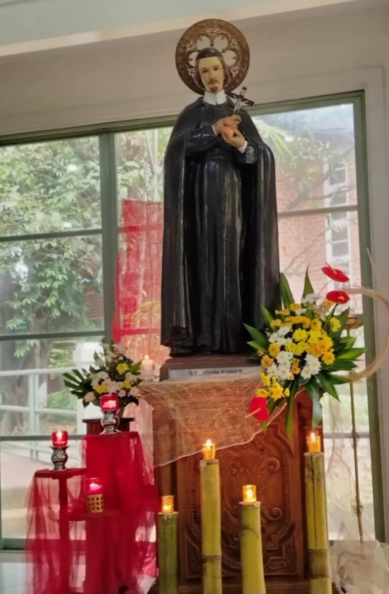 With SJE, Pilgrims of Hope to the Heart of Jesus and Mary
